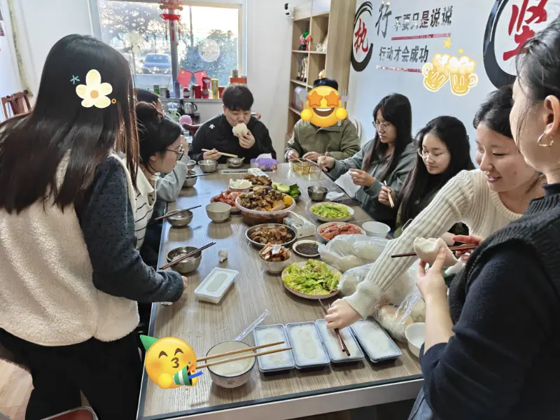 Bat-bateko bazkariak bulegorako lotura iraunkorrak sortzen ditu