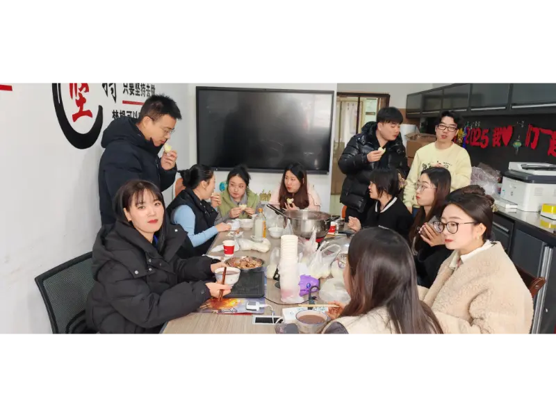 Laba ohitura tradizionalak Maotongen bizirik